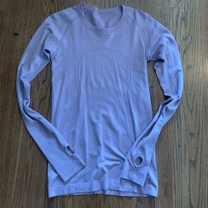 Lululemon run swiftly top, size 6